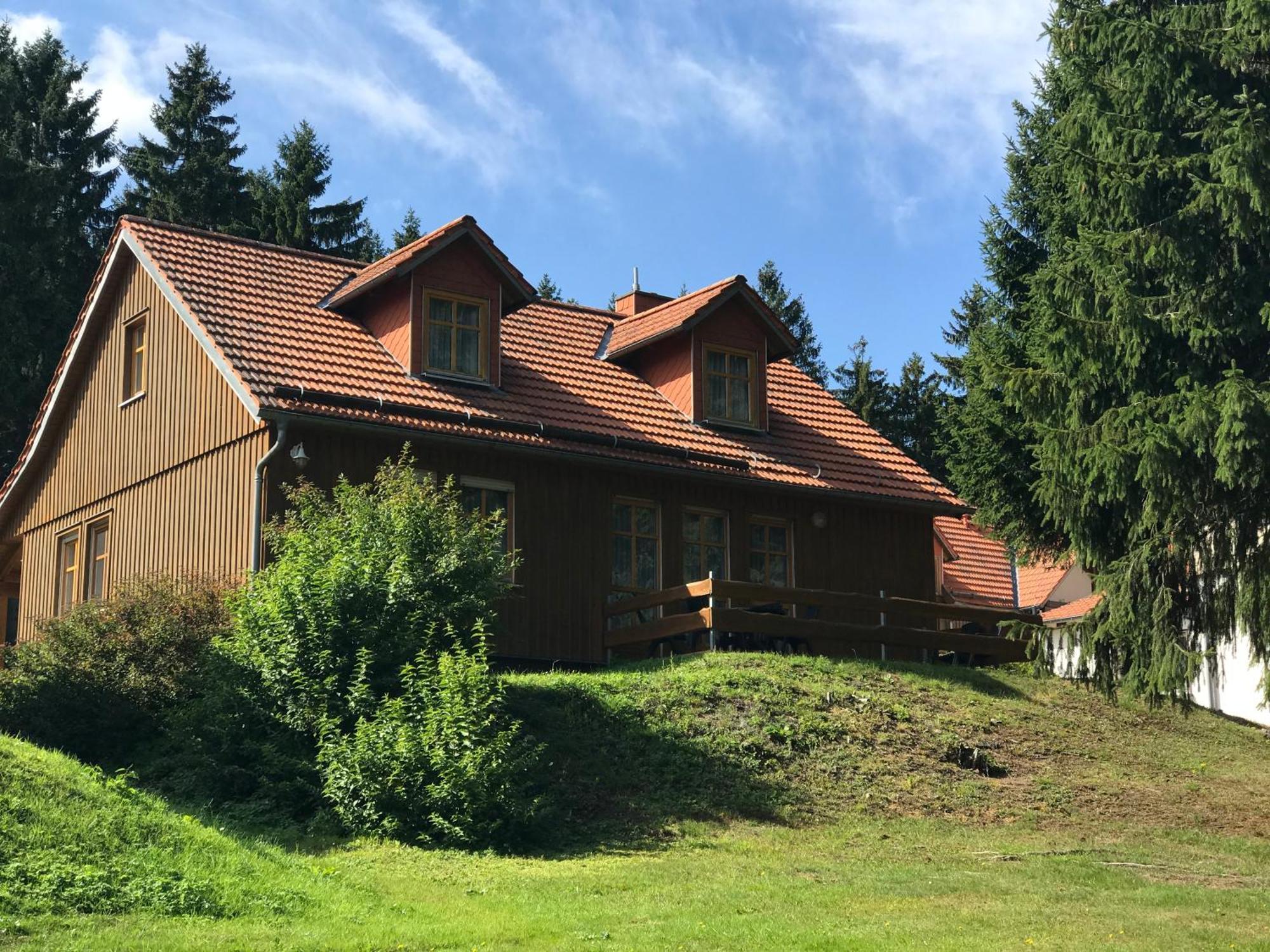 Hotel Und Berggasthof Spiessberghaus Фридрихрода Экстерьер фото
