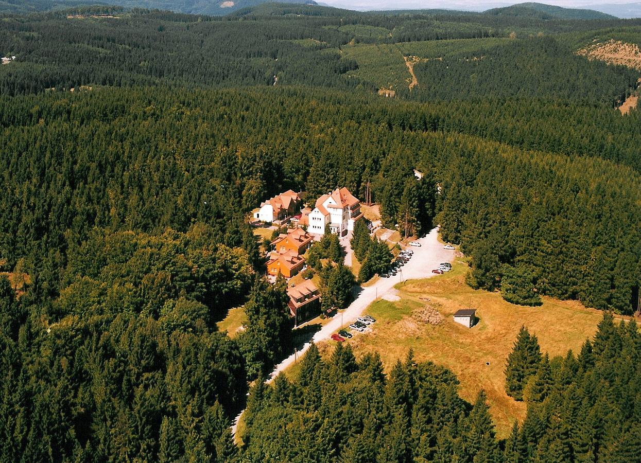 Hotel Und Berggasthof Spiessberghaus Фридрихрода Экстерьер фото